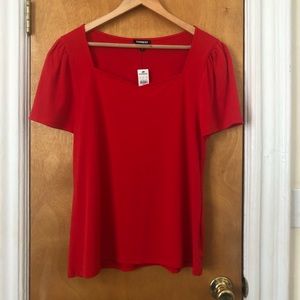 EXPRESS Sweetheart Neck Puff Shoulder Tee - NWT